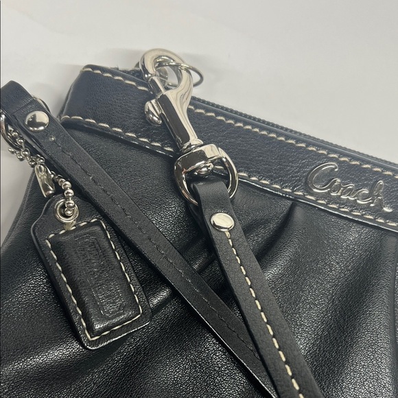 Coach Colette Zip Top Wristlet in Black - Picture 4 of 4